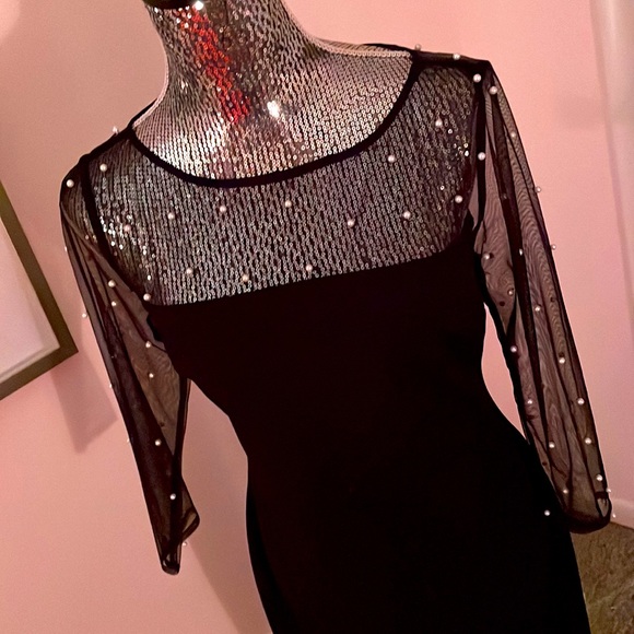 Karl Lagerfeld Paris Dress GLAMouROus - Picture 10 of 14